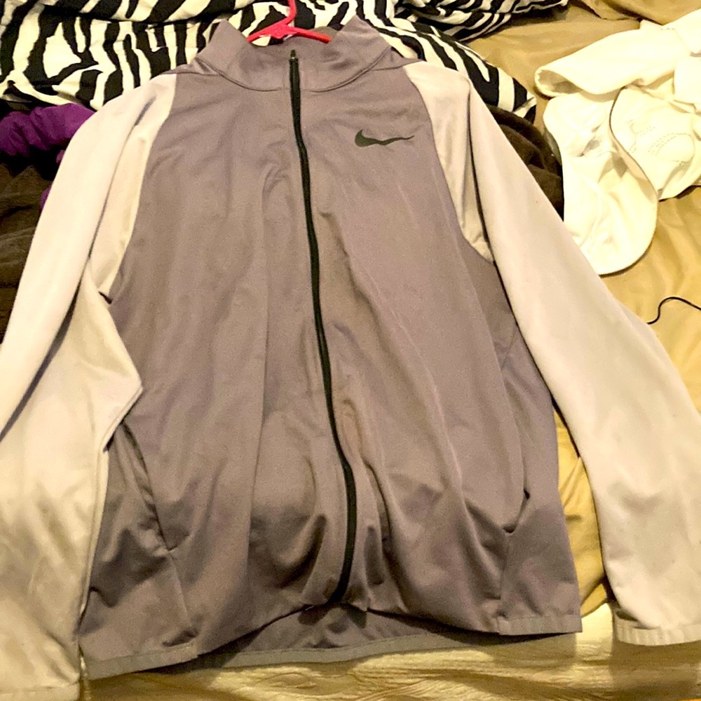 Large Grey Nike unisex lightweight dry fit jacket